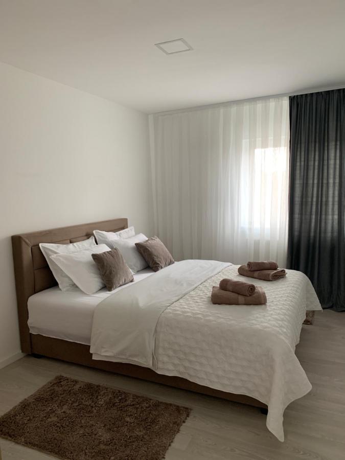 Rozi Apartments Загреб Екстериор снимка