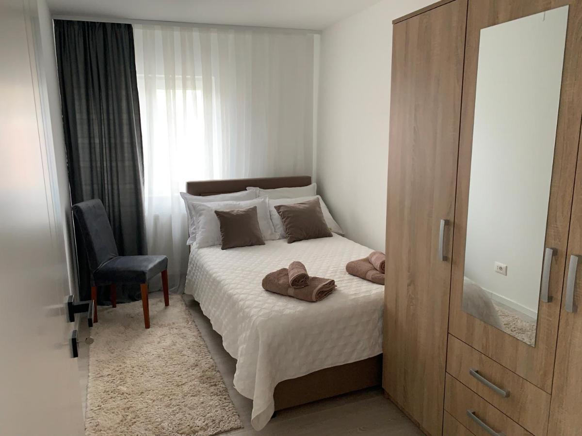 Rozi Apartments Загреб Екстериор снимка