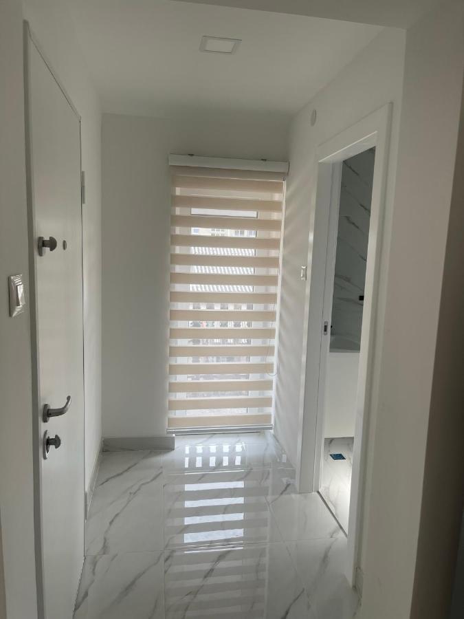 Rozi Apartments Загреб Екстериор снимка
